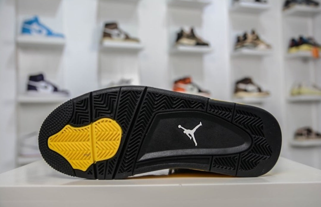 Jordan Retro 4 BY - Shoe Boxs