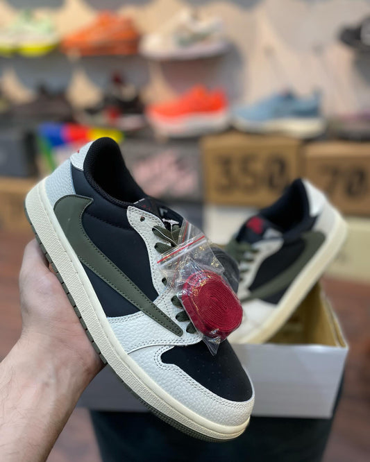 Nike Low Travis Scott - First Copy 7A Sneakers - ShoesBox India